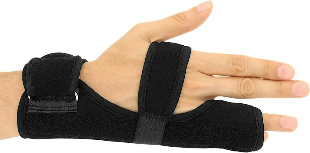 Soles Neoprene Boxer Break Metacarpal Splint Brace