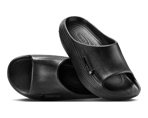 Nike Women's ReactX Rejuven8 Sandals (Black)