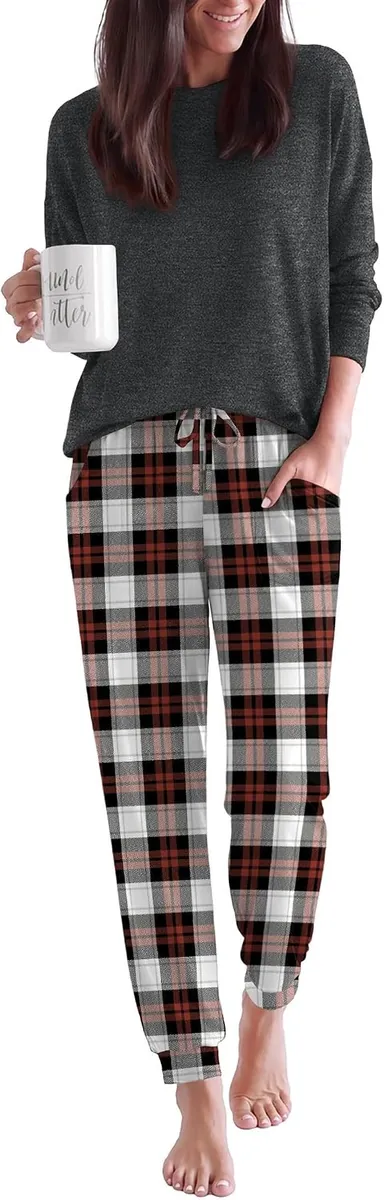 Ekouaer Women’s 2-Piece Long Sleeve Pajama Set