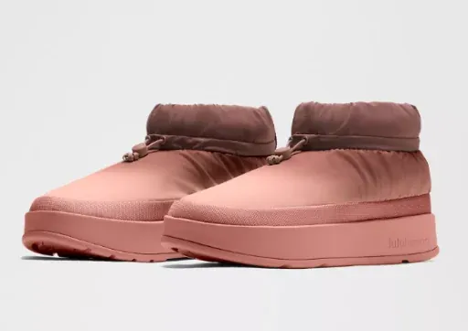 Lululemon Women's Wunder Puff Mini Boot