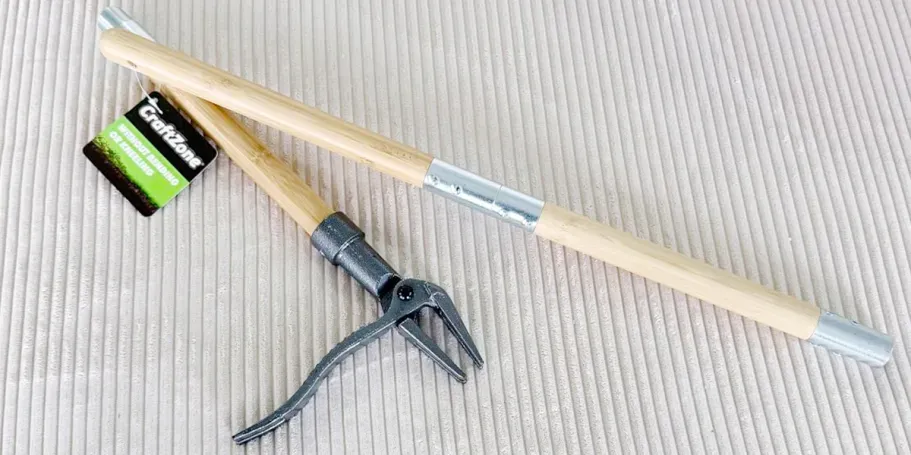 Stand Up 43″ Weed Puller