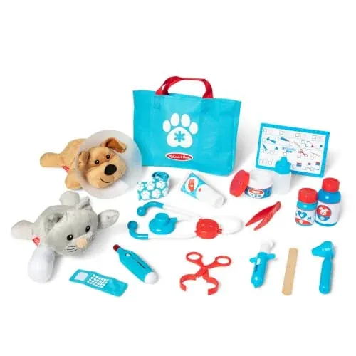 Melissa & Doug Examine and Treat Pet Vet Play Set, 24-Piece