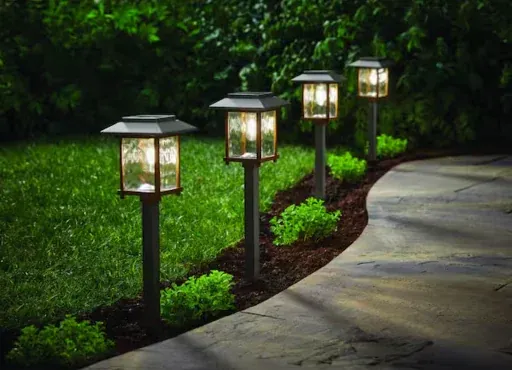 YMMV | Parkwood 14 Lumen Bronze 2-Tone Finish LED Weather Resistant Outdoor Solar Path Light with Glass Lens (4-Pack)