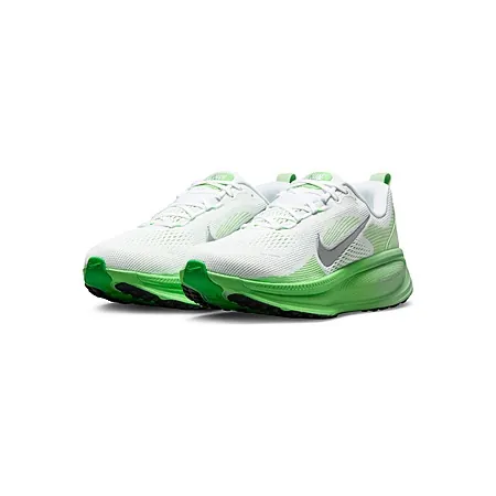 Nike Women's Vomero 18 Running Shoe (White/Green/Silver)