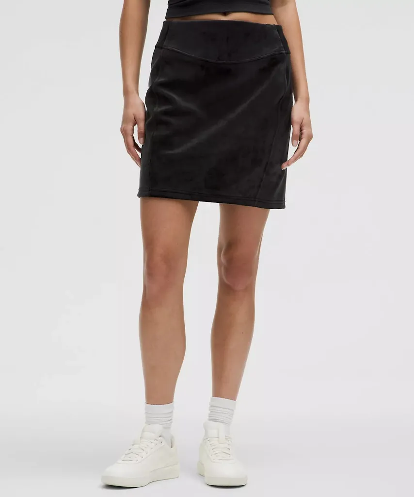 lululemon Women's Scuba Mid-Rise Velvet Mini Skirt