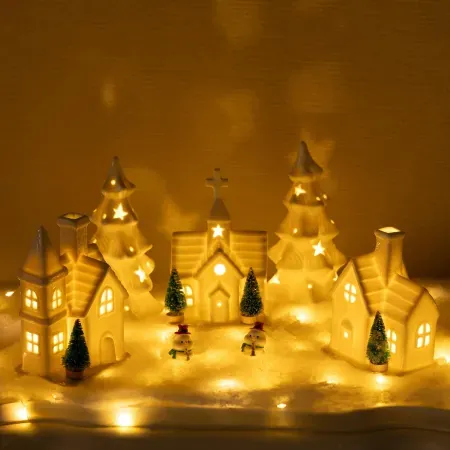 Gleemoria 11-Piece Christmas Decorations Ceramic Christmas Village Set