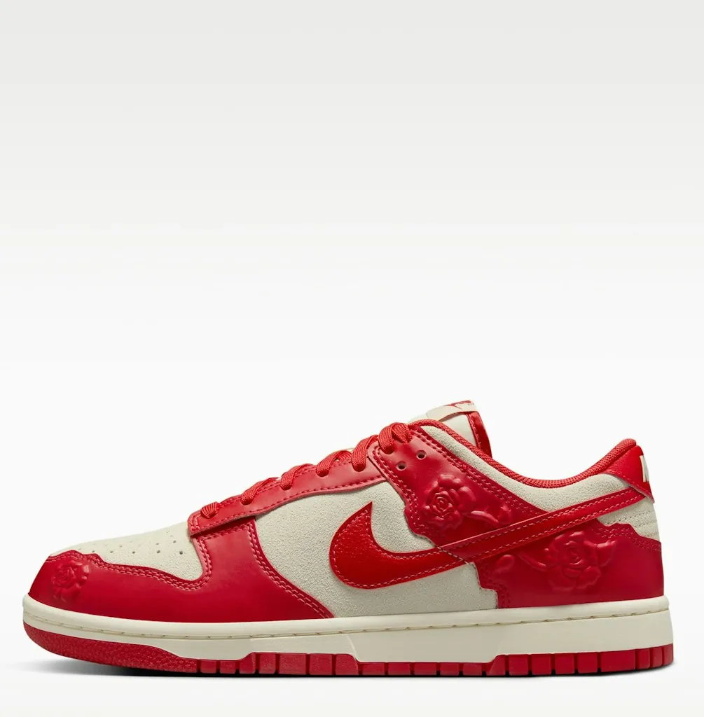 Nike Men's Dunk Low Shoes