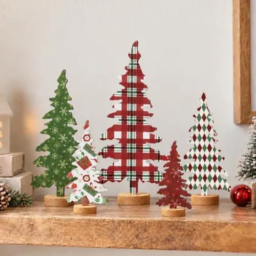 Wooden Christmas Tree Signs, 5 Sizes